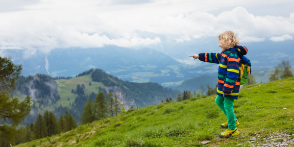 Góry z dziećmi - jak umilić trekkingowe wyprawy najmłodszym? + darmowe karty pracy